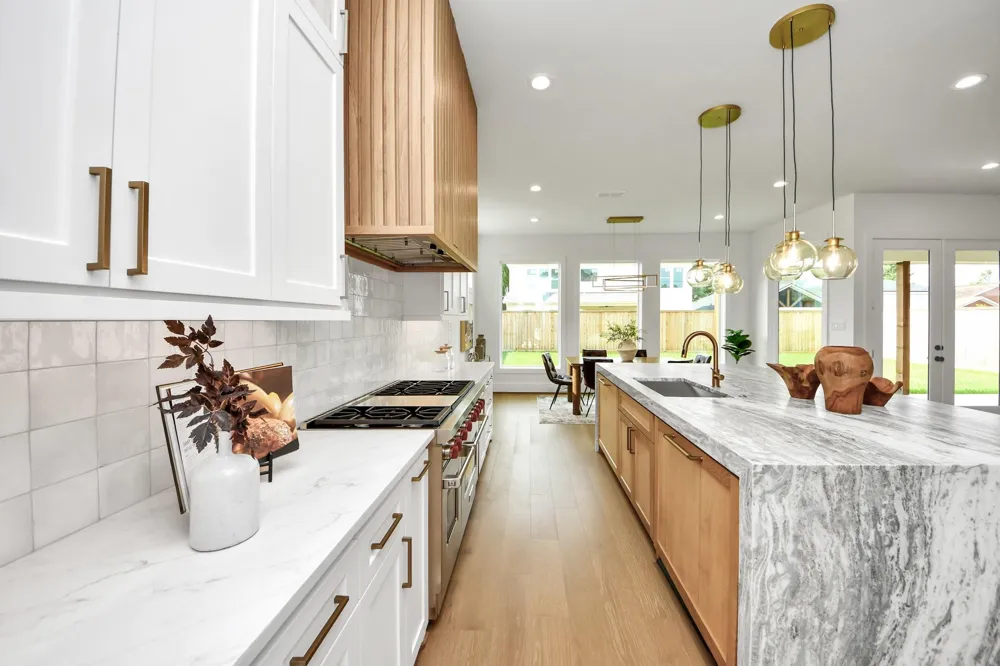 1721 Chantilly Lane Houston, TX 77018