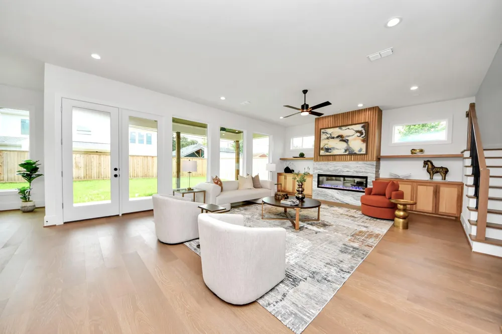1721 Chantilly Lane Houston, TX 77018