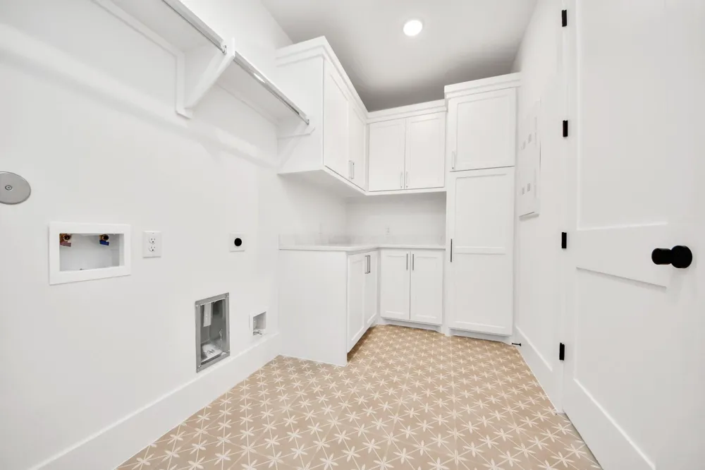 1721 Chantilly Lane Houston, TX 77018