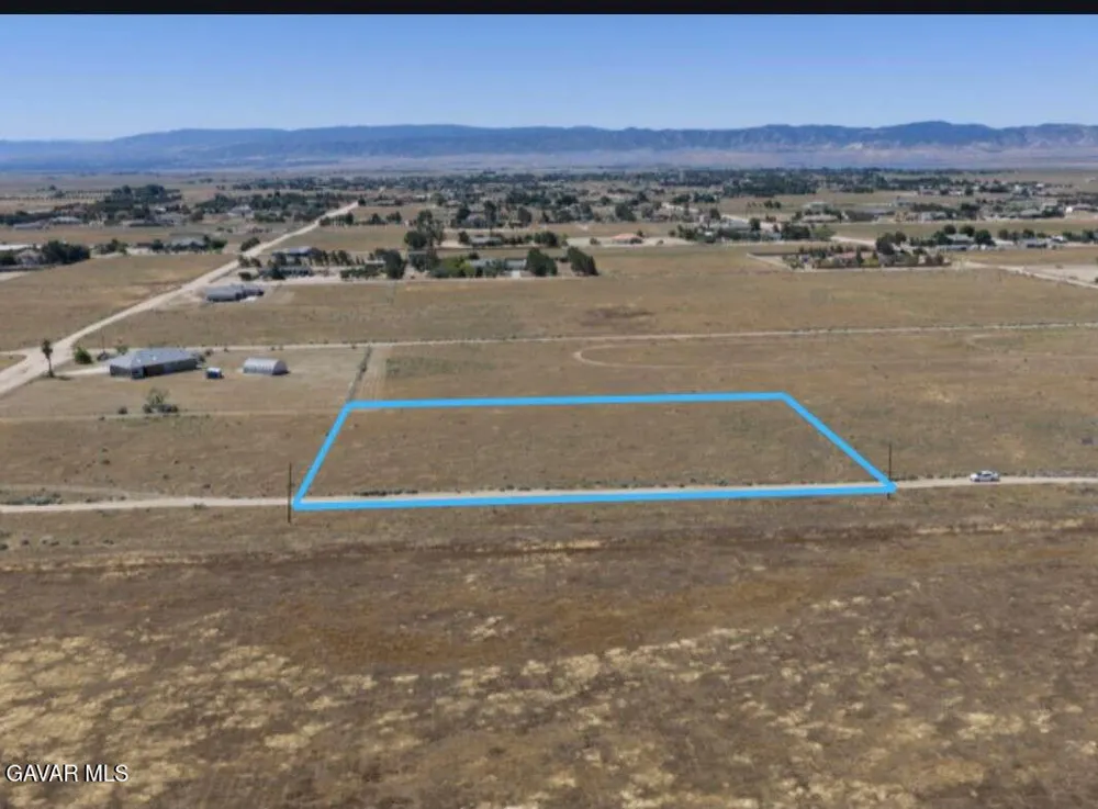 2312 W Ave C Lancaster, CA 93536