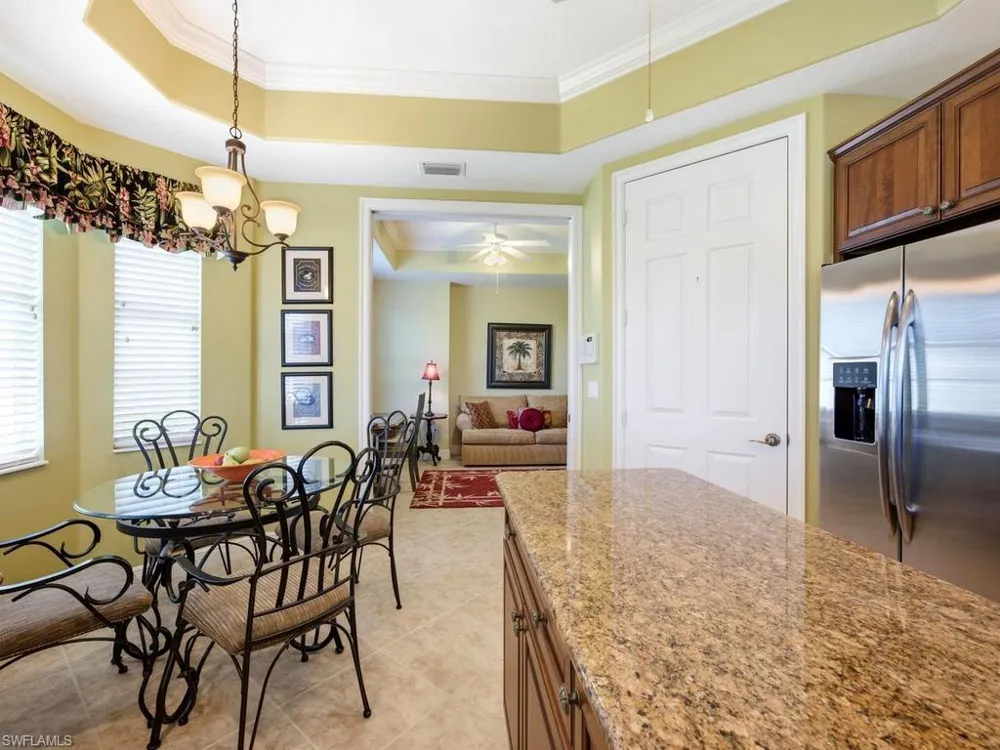 7877 Hawthorne Drive #102 Naples, FL 34113