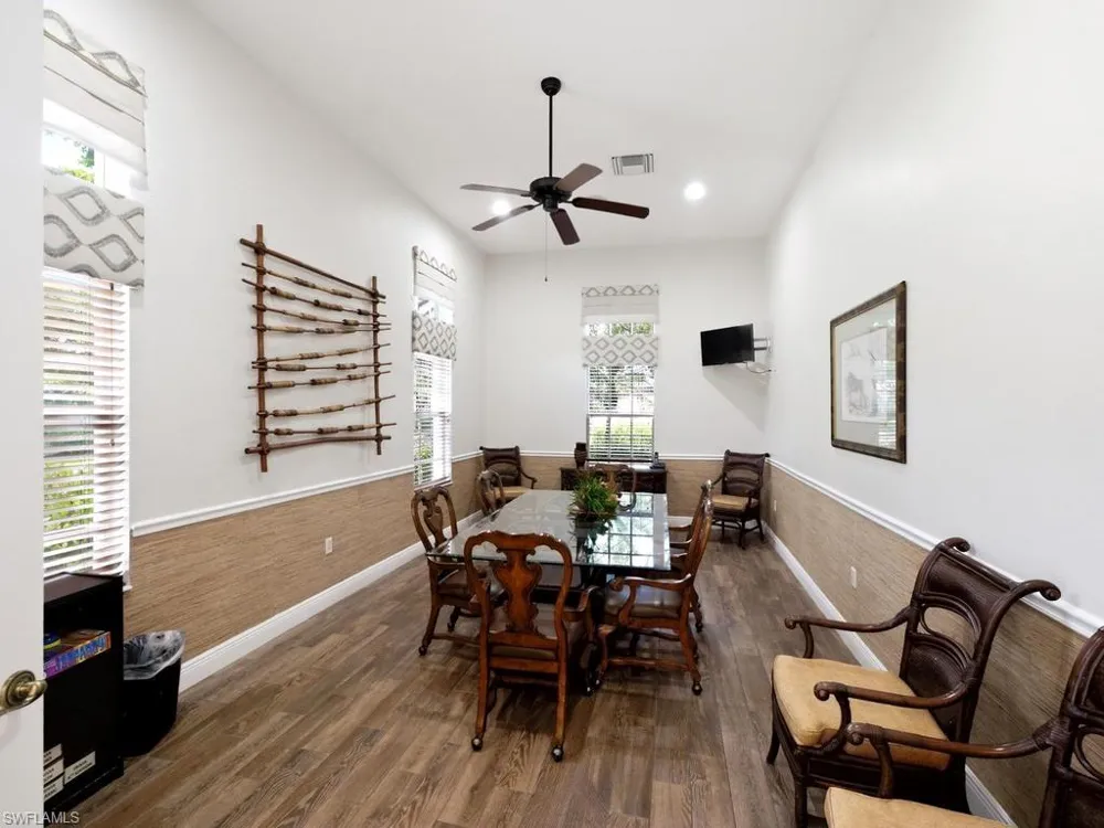 7877 Hawthorne Drive #102 Naples, FL 34113