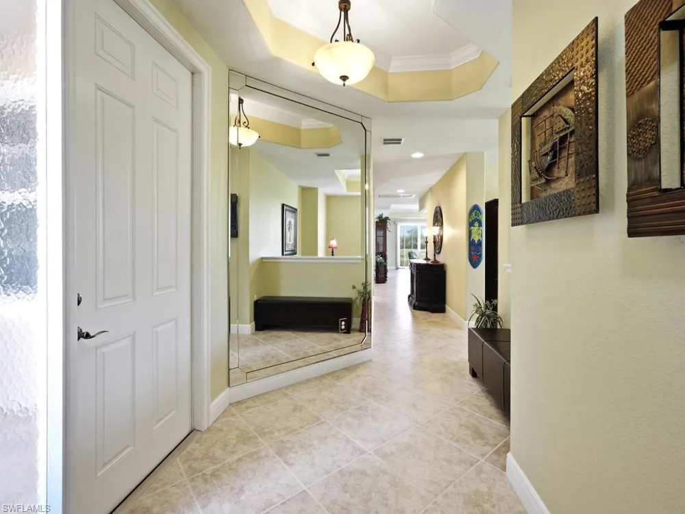 7877 Hawthorne Drive #102 Naples, FL 34113