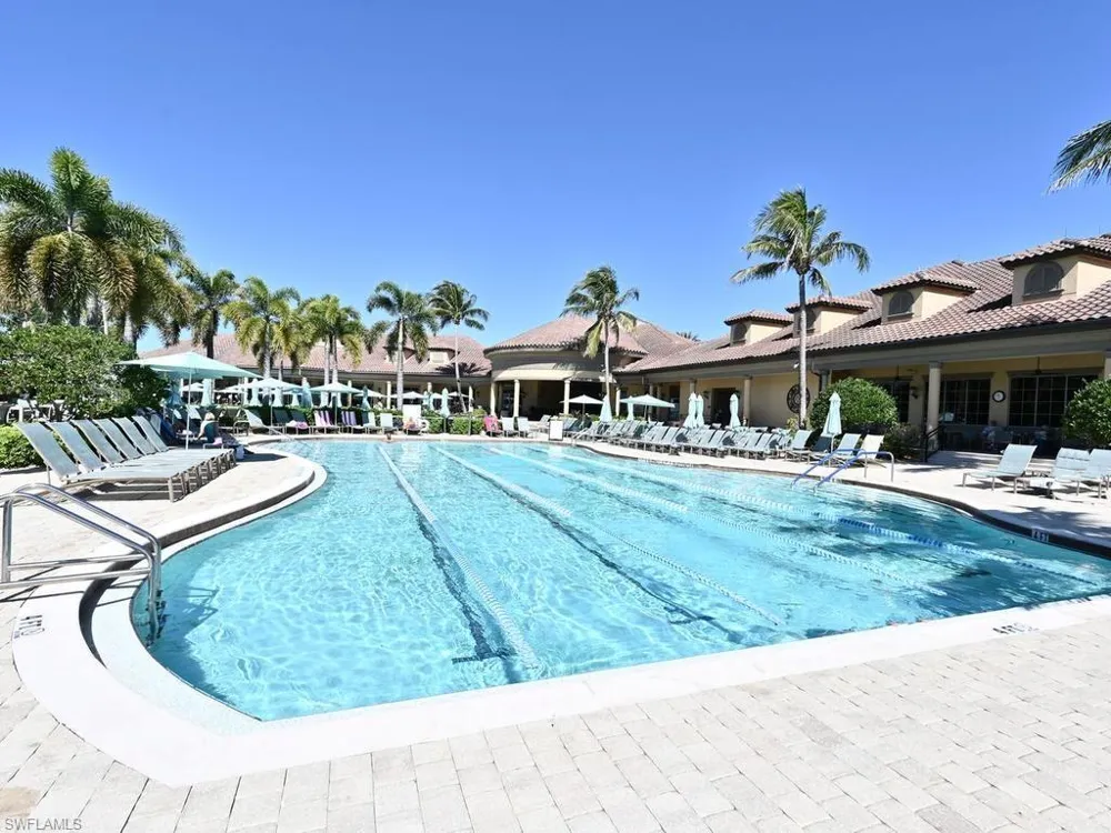 7877 Hawthorne Drive #102 Naples, FL 34113