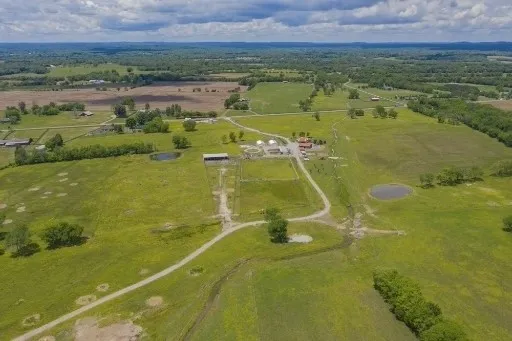 2781 Franklin Pike Lewisburg, TN 37091