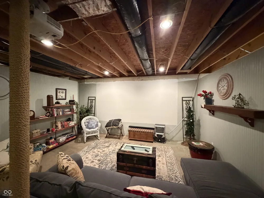 6407 County Road 300 W Middletown, IN 47356