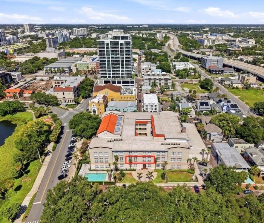 701 MIRROR LAKE DRIVE #317 St Petersburg, FL 33701