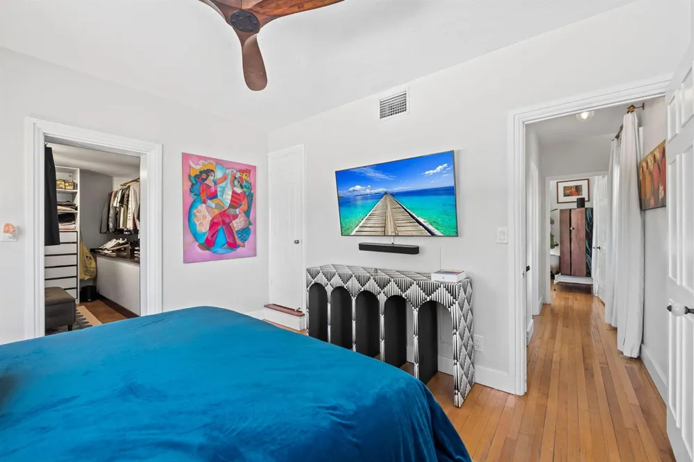 1555 MONROE STREET Hollywood, FL 33020