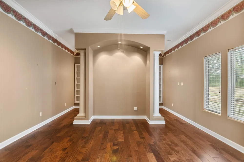 2524 S Robinson Drive Robinson, TX 76706