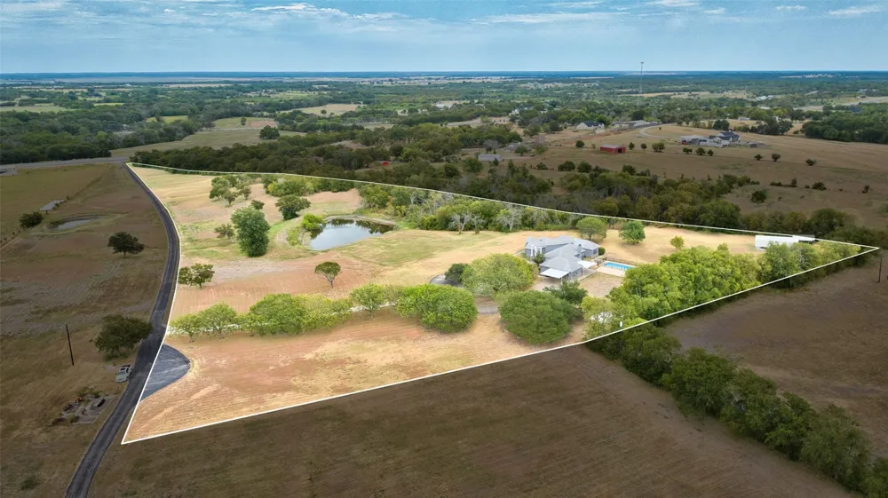 2524 S Robinson Drive Robinson, TX 76706