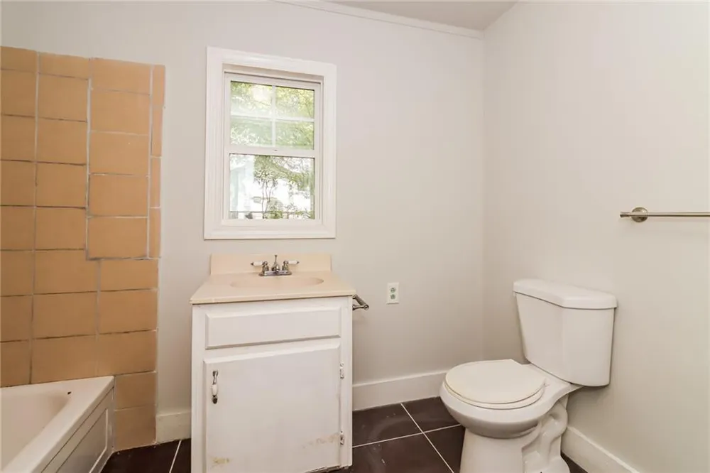 2430 Us-41 Calhoun, GA 30701
