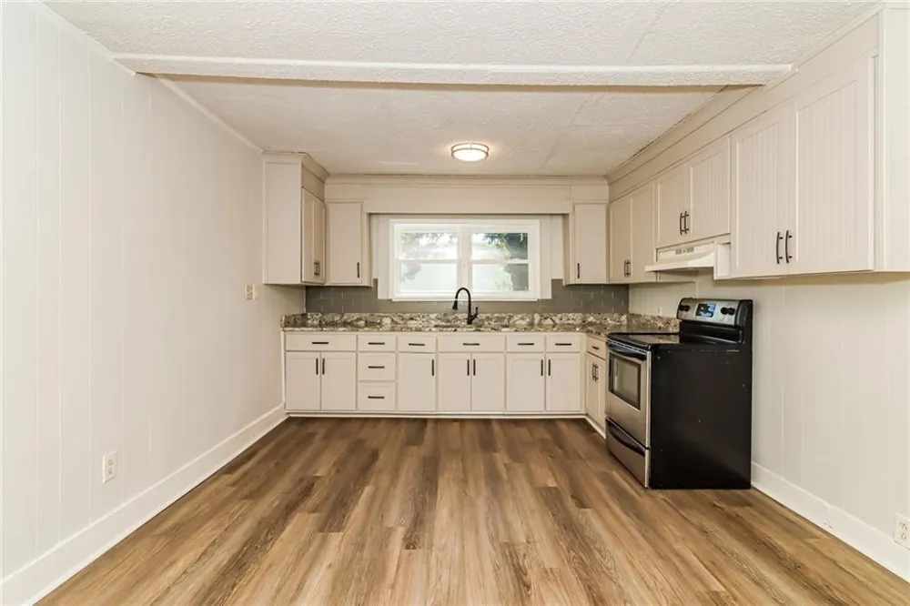 2430 Us-41 Calhoun, GA 30701
