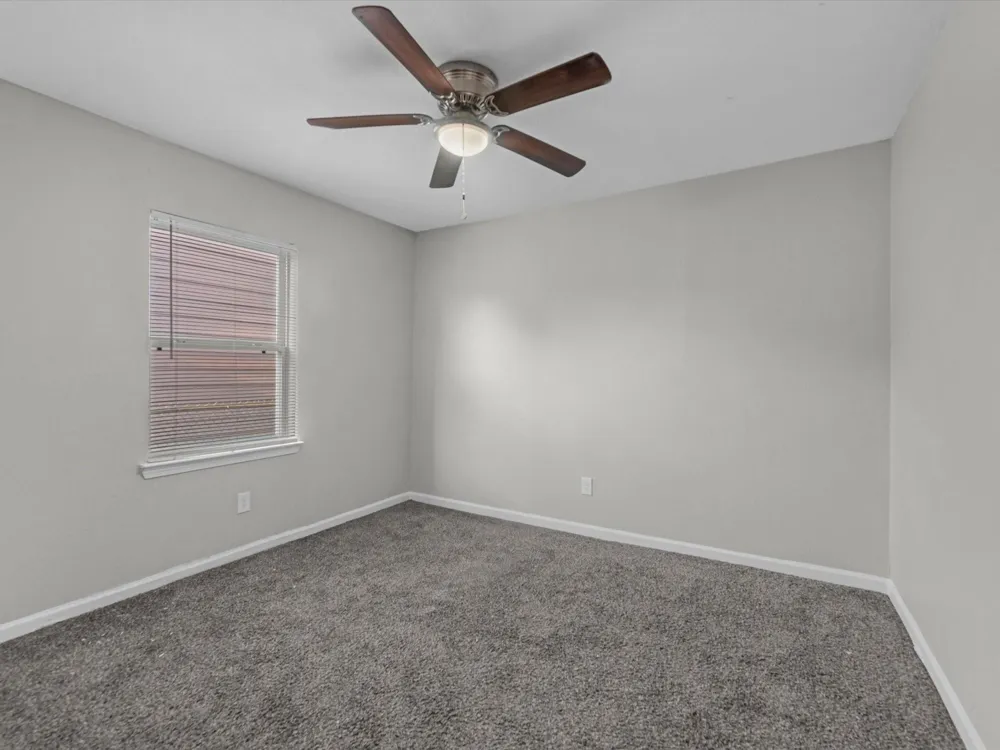 114 Weldon Street South Houston, TX 77587