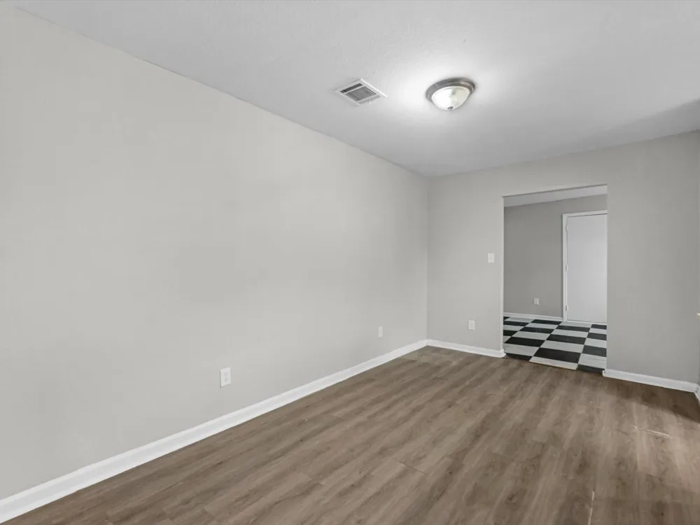 114 Weldon Street South Houston, TX 77587