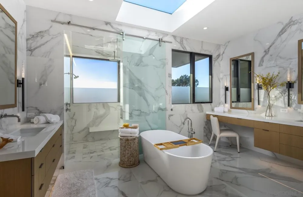 521 S Rios Ave Solana Beach, CA 92075