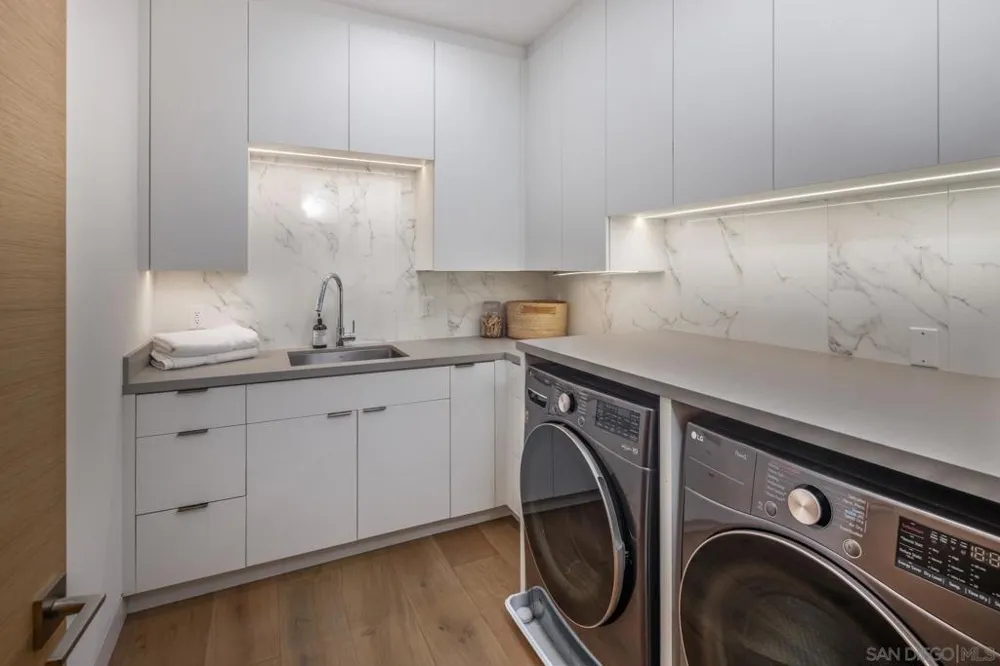 521 S Rios Ave Solana Beach, CA 92075