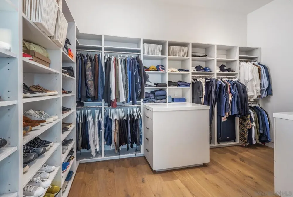 521 S Rios Ave Solana Beach, CA 92075