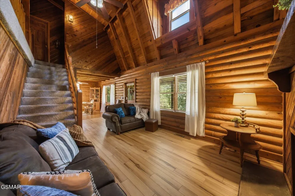1736 Walker Trail Sevierville, TN 37876