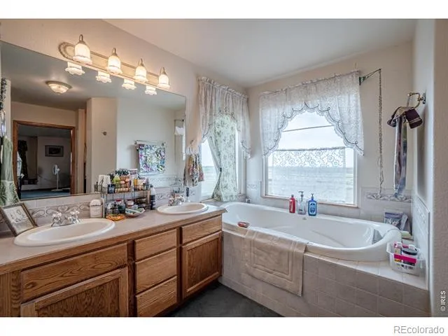 2827 W County Road 80 Wellington, CO 80549