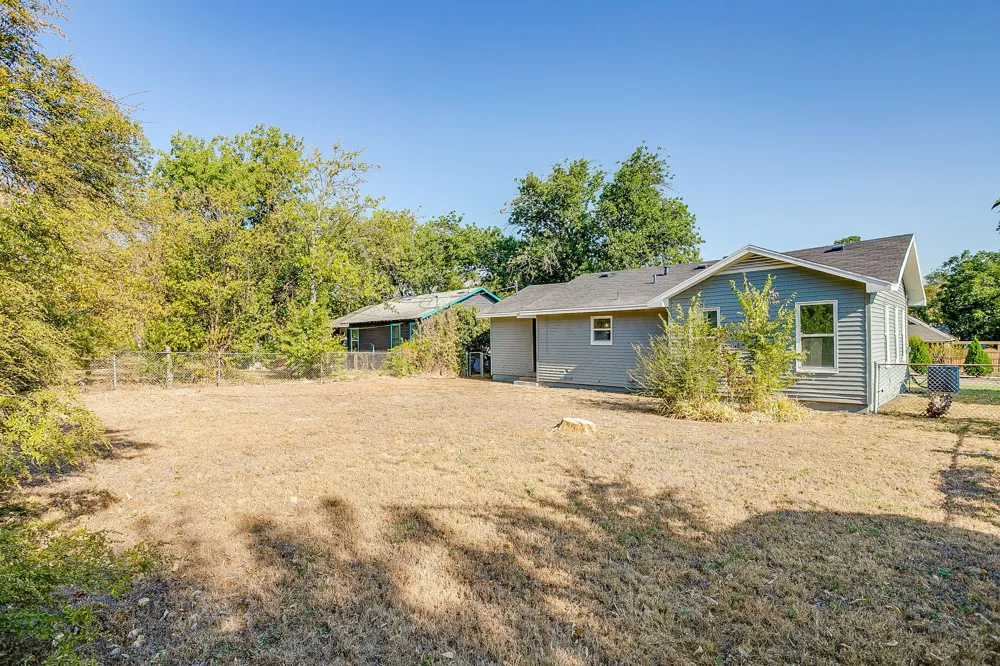 4316 Littlejohn Avenue Fort Worth, TX 76105