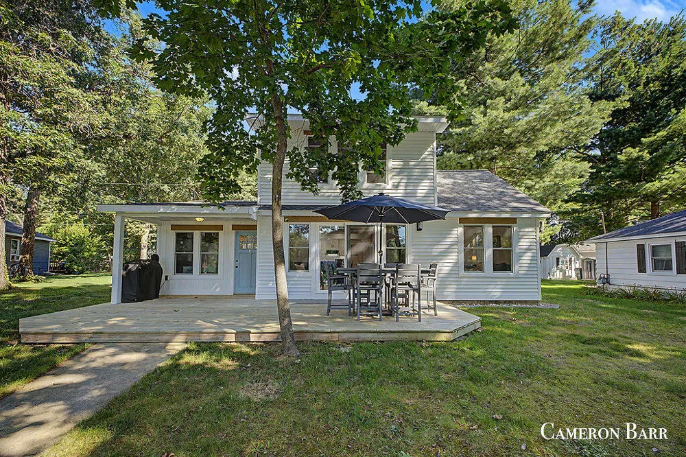 1514 E Cove Point Drive Newaygo, MI 49337