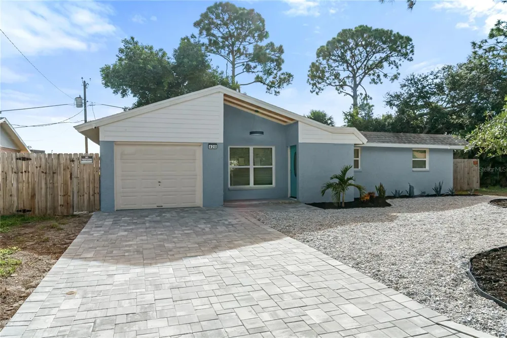 420 MELODY CIRCLE Sarasota, FL 34237