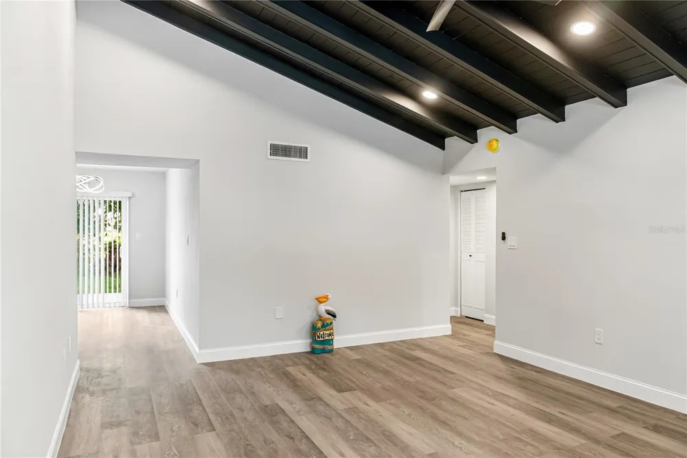 420 MELODY CIRCLE Sarasota, FL 34237