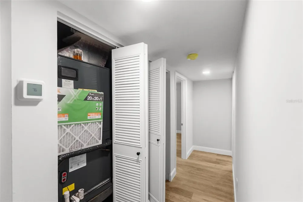 420 MELODY CIRCLE Sarasota, FL 34237