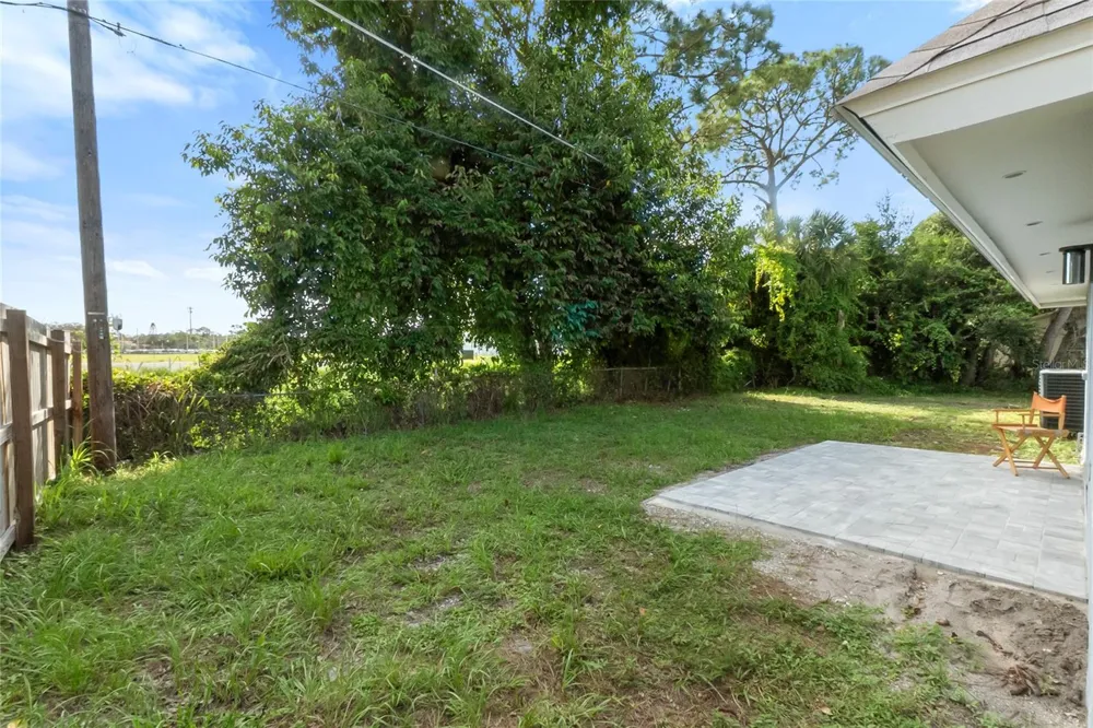 420 MELODY CIRCLE Sarasota, FL 34237