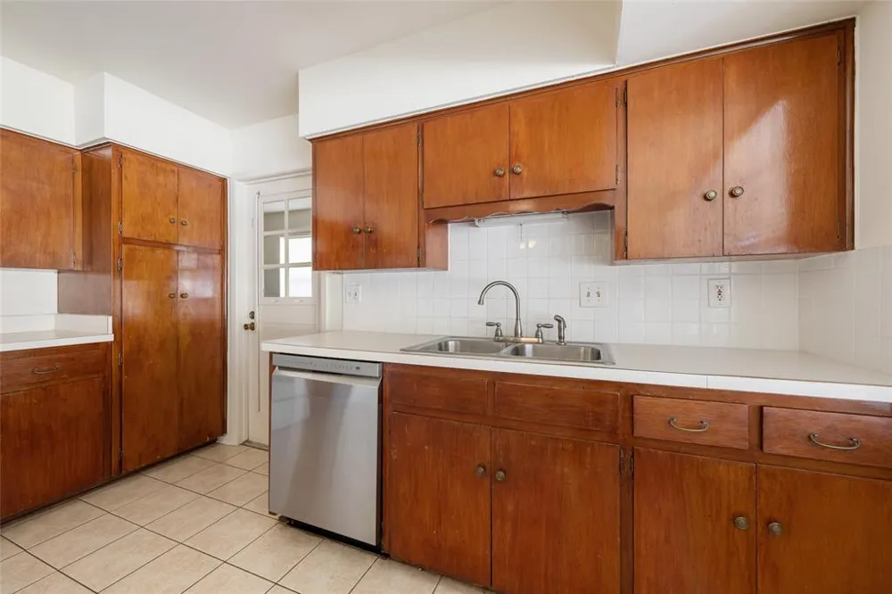 6706 Willamette Drive Austin, TX 78723