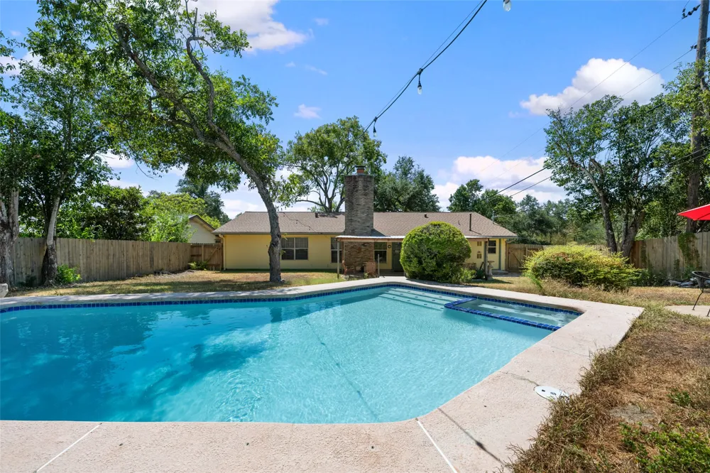 6706 Willamette Drive Austin, TX 78723