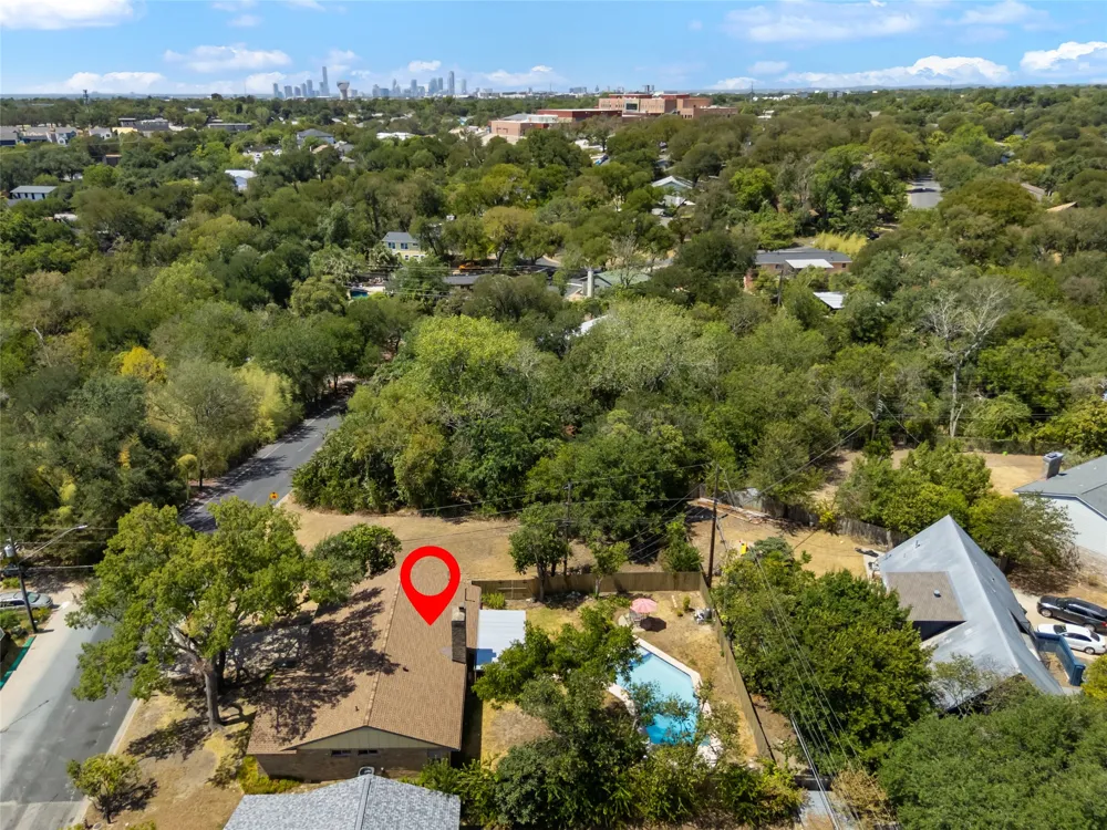 6706 Willamette Drive Austin, TX 78723