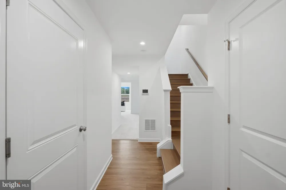 29 SCAMMEL DRIVE Bunker Hill, WV 25413