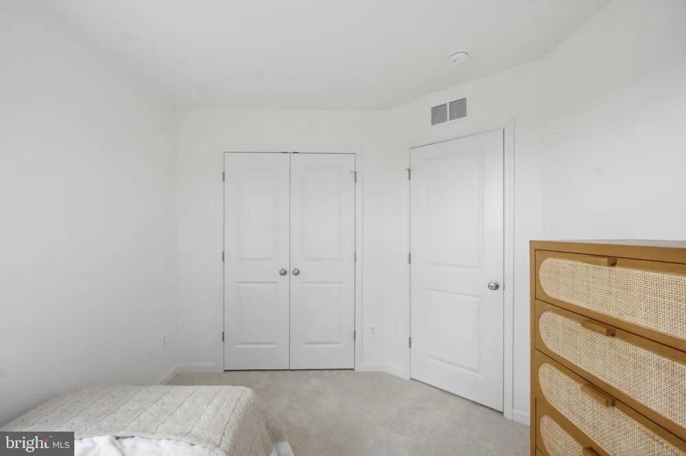 29 SCAMMEL DRIVE Bunker Hill, WV 25413