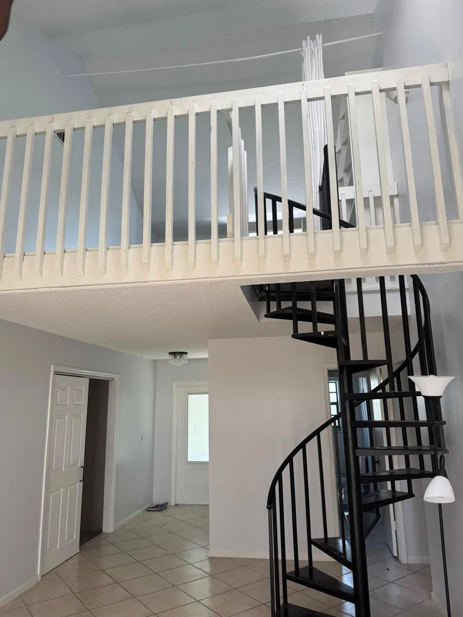 121 BEAUMONT LANE Palm Beach Gardens, FL 33410