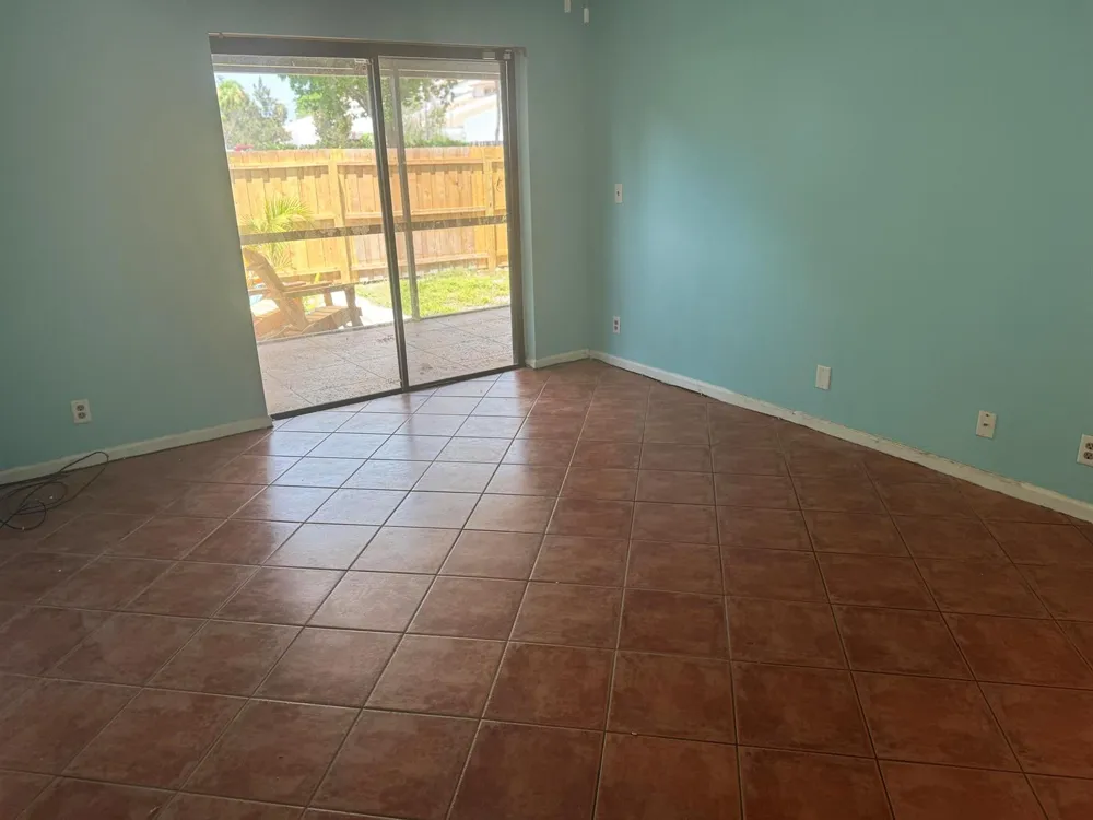 121 BEAUMONT LANE Palm Beach Gardens, FL 33410