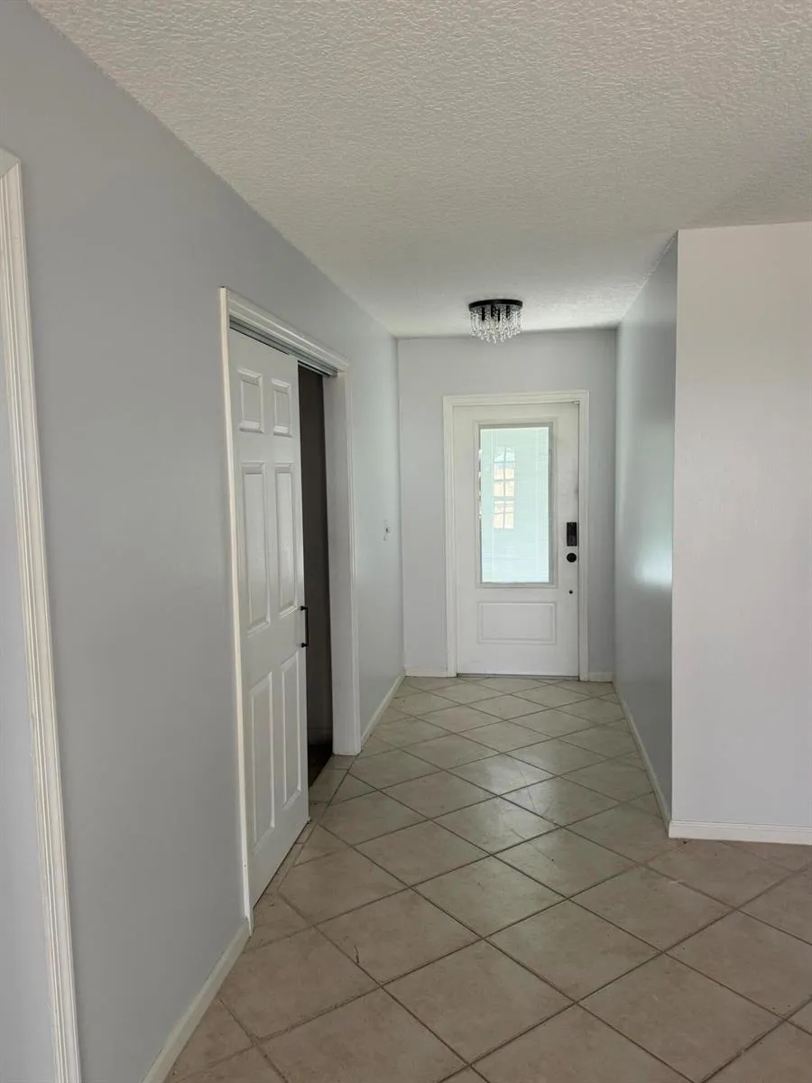 121 BEAUMONT LANE Palm Beach Gardens, FL 33410