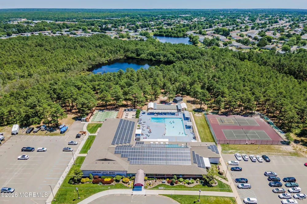 549 Jamaica Boulevard Toms River, NJ 08757