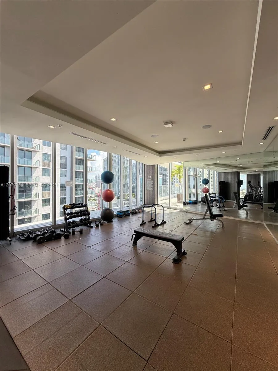1010 SW 2nd Ave #1601 Miami, FL 33130