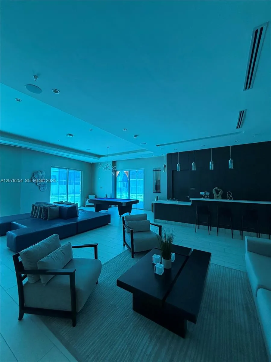 1010 SW 2nd Ave #1601 Miami, FL 33130