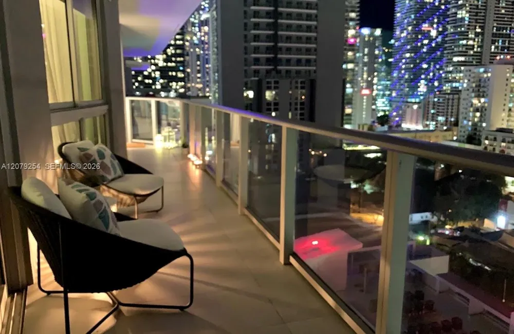 1010 SW 2nd Ave #1601 Miami, FL 33130