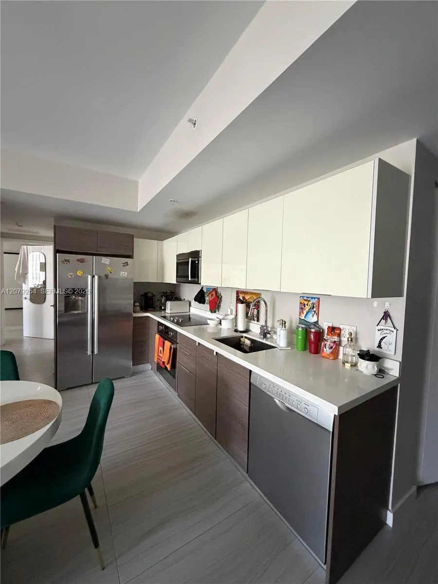 1010 SW 2nd Ave #1601 Miami, FL 33130