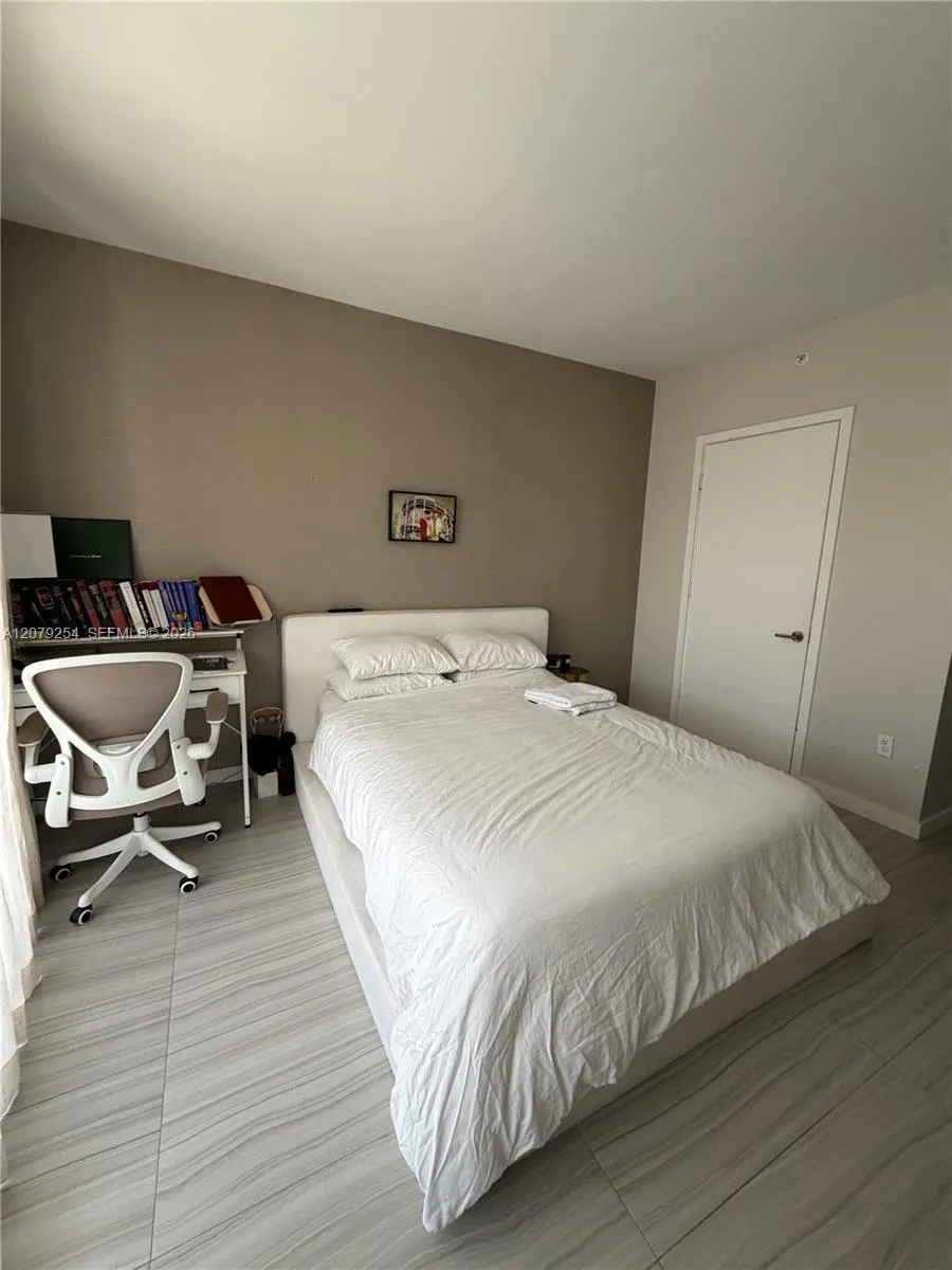 1010 SW 2nd Ave #1601 Miami, FL 33130