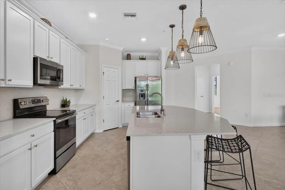10059 CROOKED CREEK DRIVE #202 Venice, FL 34293