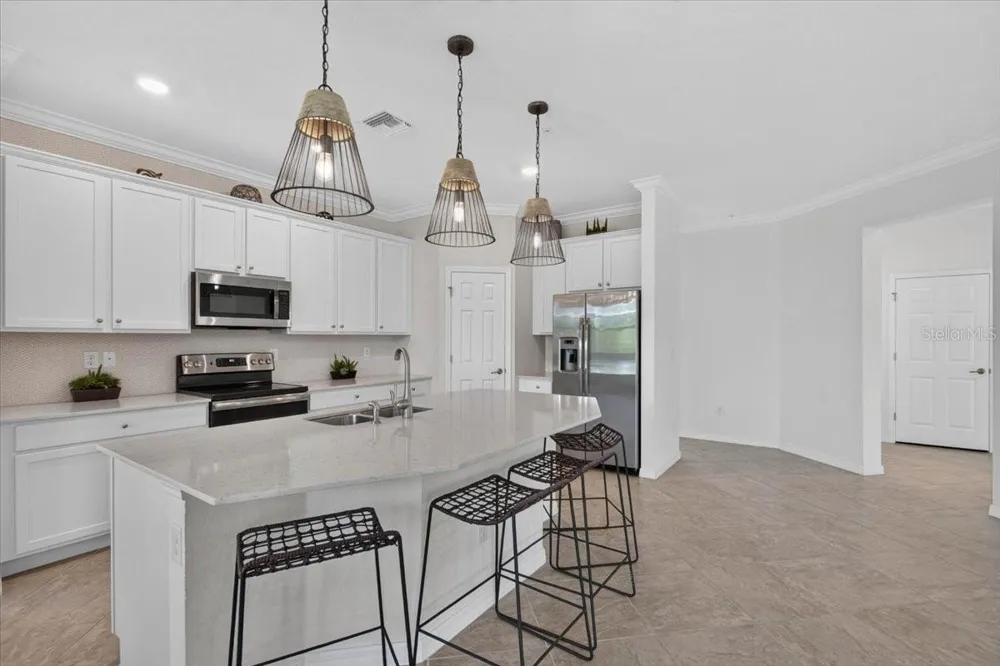 10059 CROOKED CREEK DRIVE #202 Venice, FL 34293