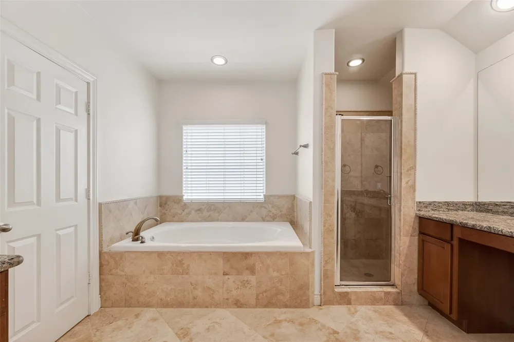 5972 Kansas Street Houston, TX 77007