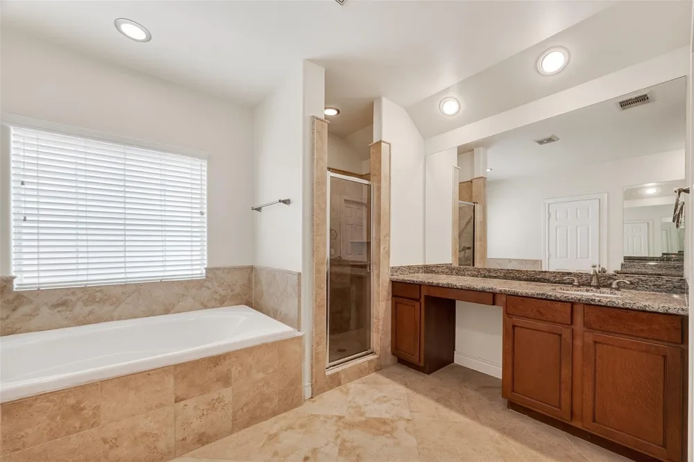 5972 Kansas Street Houston, TX 77007