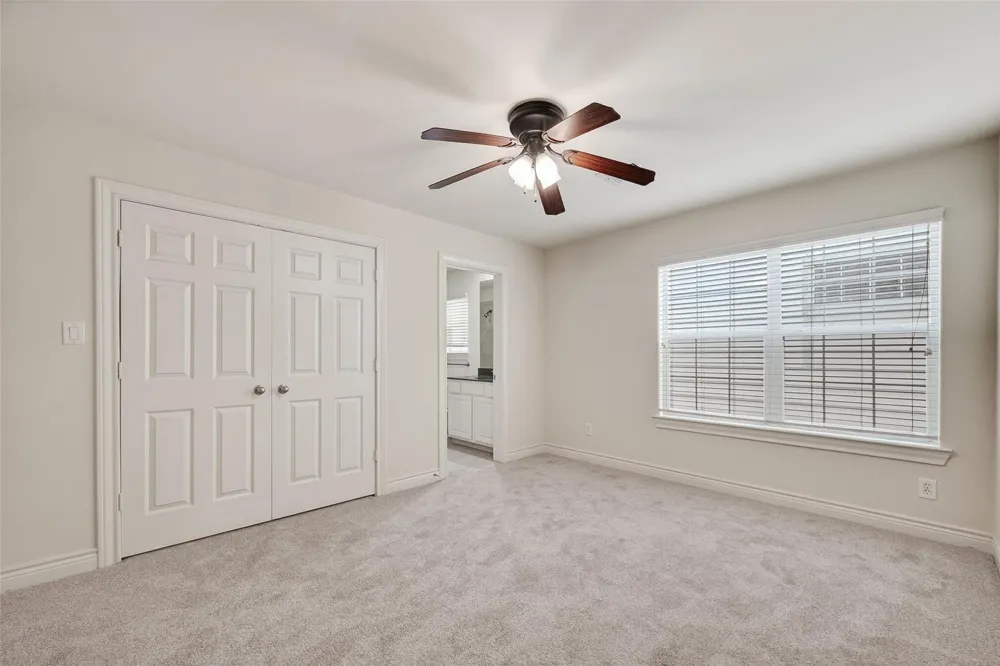 5972 Kansas Street Houston, TX 77007