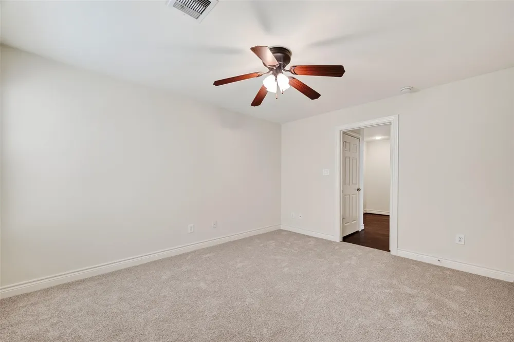 5972 Kansas Street Houston, TX 77007