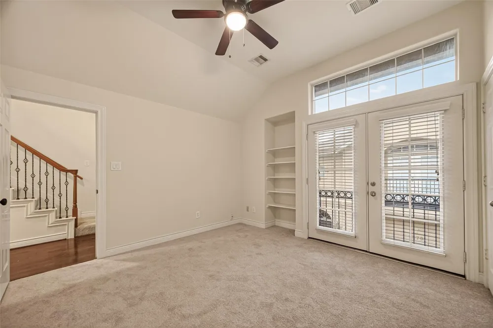 5972 Kansas Street Houston, TX 77007